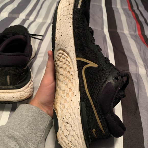 Mens Size 9 / Women’s 10.5 - Nike ZoomX Invincible Run Flyknit Black White - Picture 6 of 15